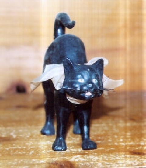 アンテックの黒猫