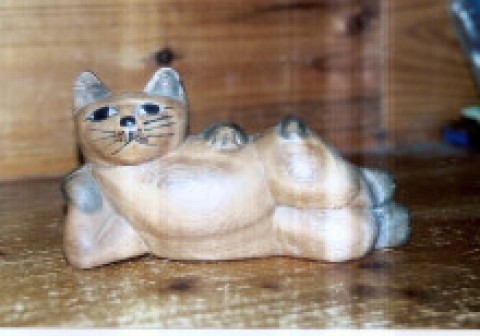 木彫りの猫